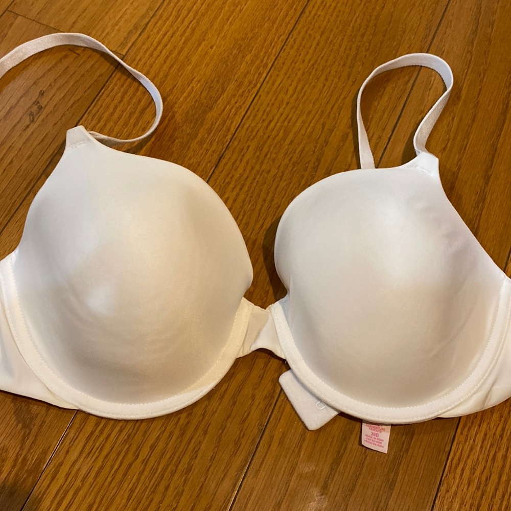 White Victoria’s Secret Perfect Coverage Bra